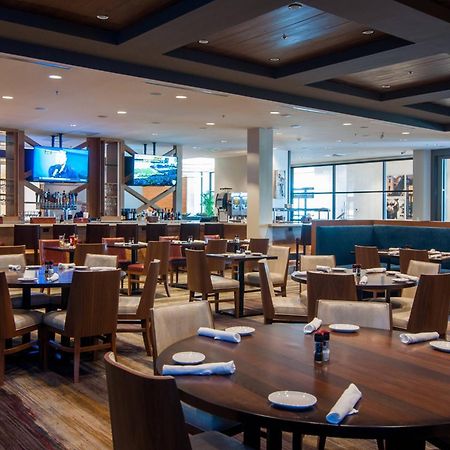 Отель Baton Rouge Marriott Экстерьер фото
