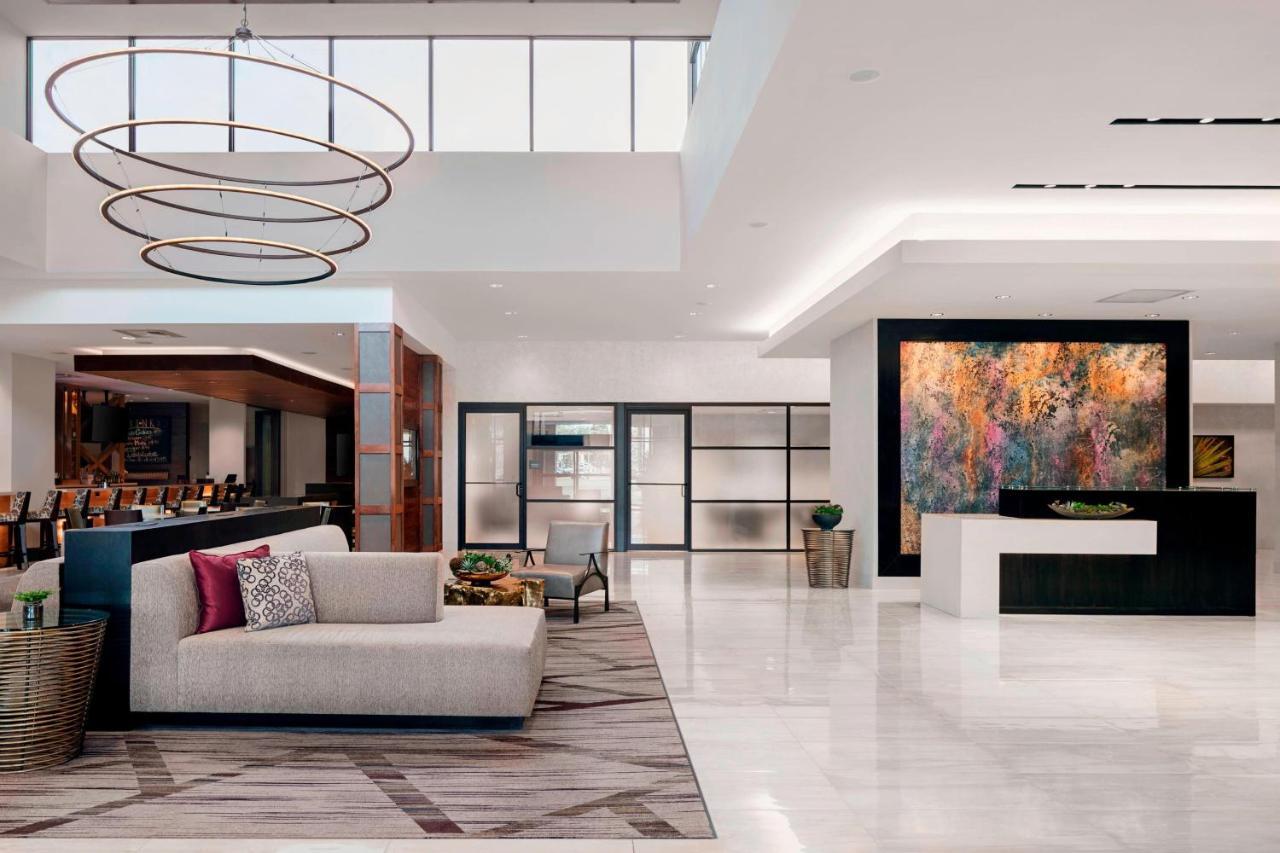 Отель Baton Rouge Marriott Экстерьер фото