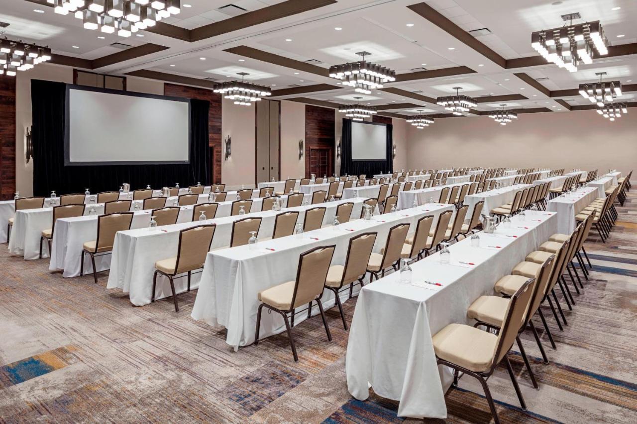 Отель Baton Rouge Marriott Экстерьер фото