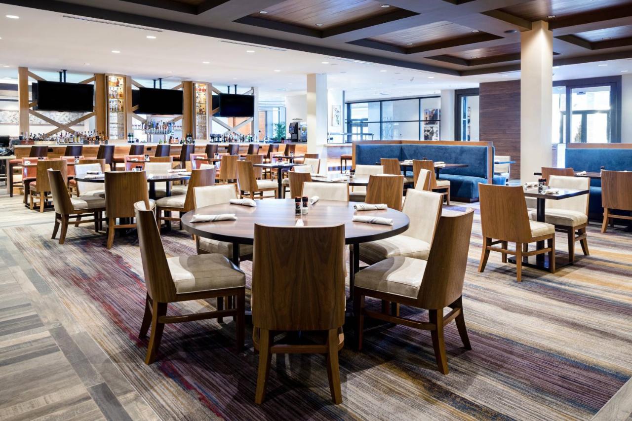 Отель Baton Rouge Marriott Экстерьер фото