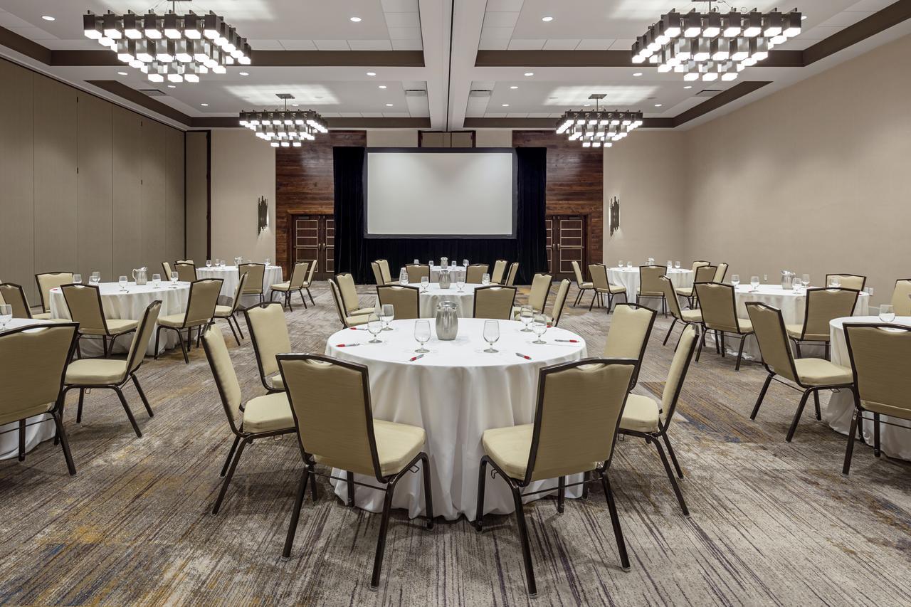 Отель Baton Rouge Marriott Экстерьер фото