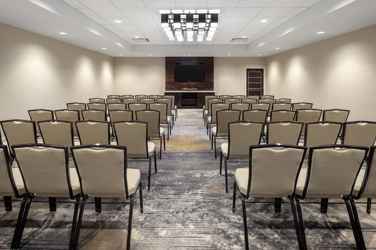 Отель Baton Rouge Marriott Экстерьер фото